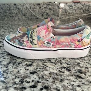 Vans Women's Wonderland Slip-On Shoes - Multicolor